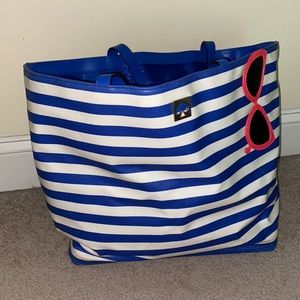 Kate Spade Make a Splash Sunglasses Rey Beach Tote, Blue/White Stripe